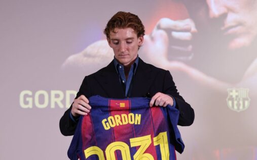 Anthony Gordon playing in a football match