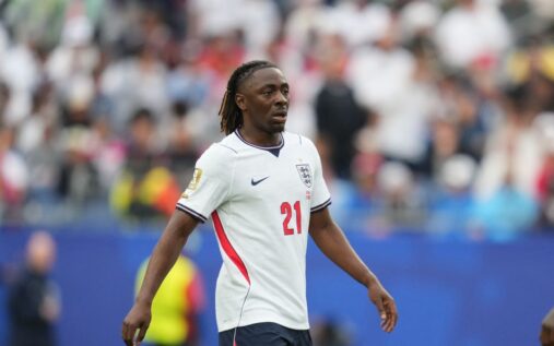 Eberechi Eze playing for England in a World Cup match