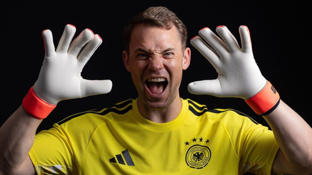 Manuel Neuer looking focused while playing in goal for the Germany national team
