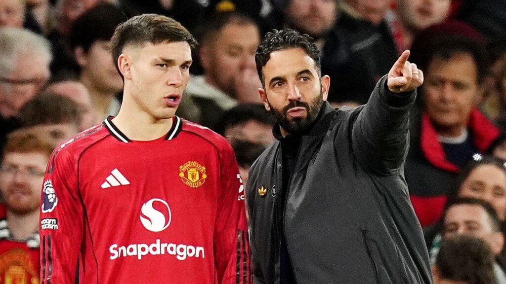 Manuel Ugarte playing for Manchester United during a Premier League match