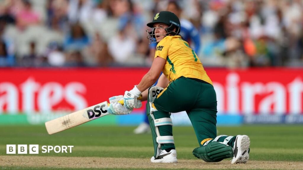 Marizanne Kapp batting for South Africa during the Women's T20 World Cup