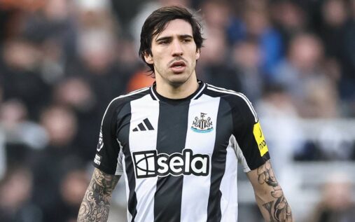 Sandro Tonali playing in midfield for Newcastle United